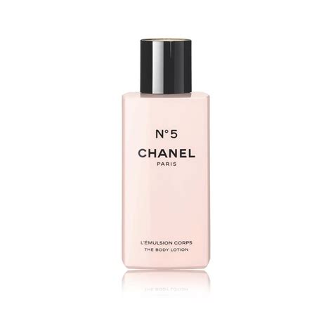 chanel no 5 emulsion corps